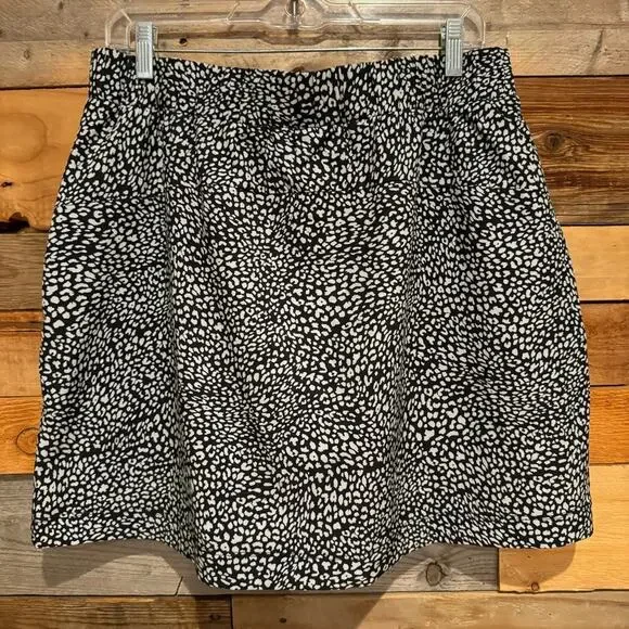 Lou & Grey Cheetah Print Wanderweave Zip Pocket Skort Skirt Black/White Size L - Picture 11 of 12